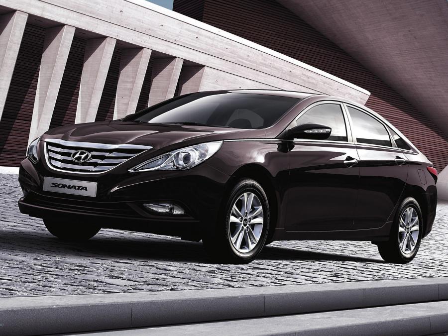  Hyundai Sonata 2009 года  (фото 31 из 40)